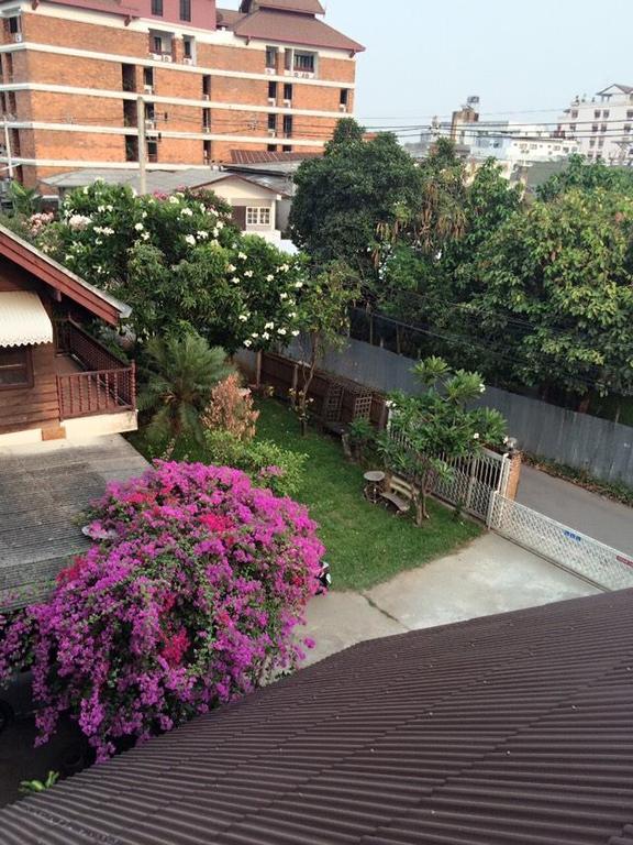 Little Home Guest House เชียงใหม่ ภายนอก รูปภาพ
