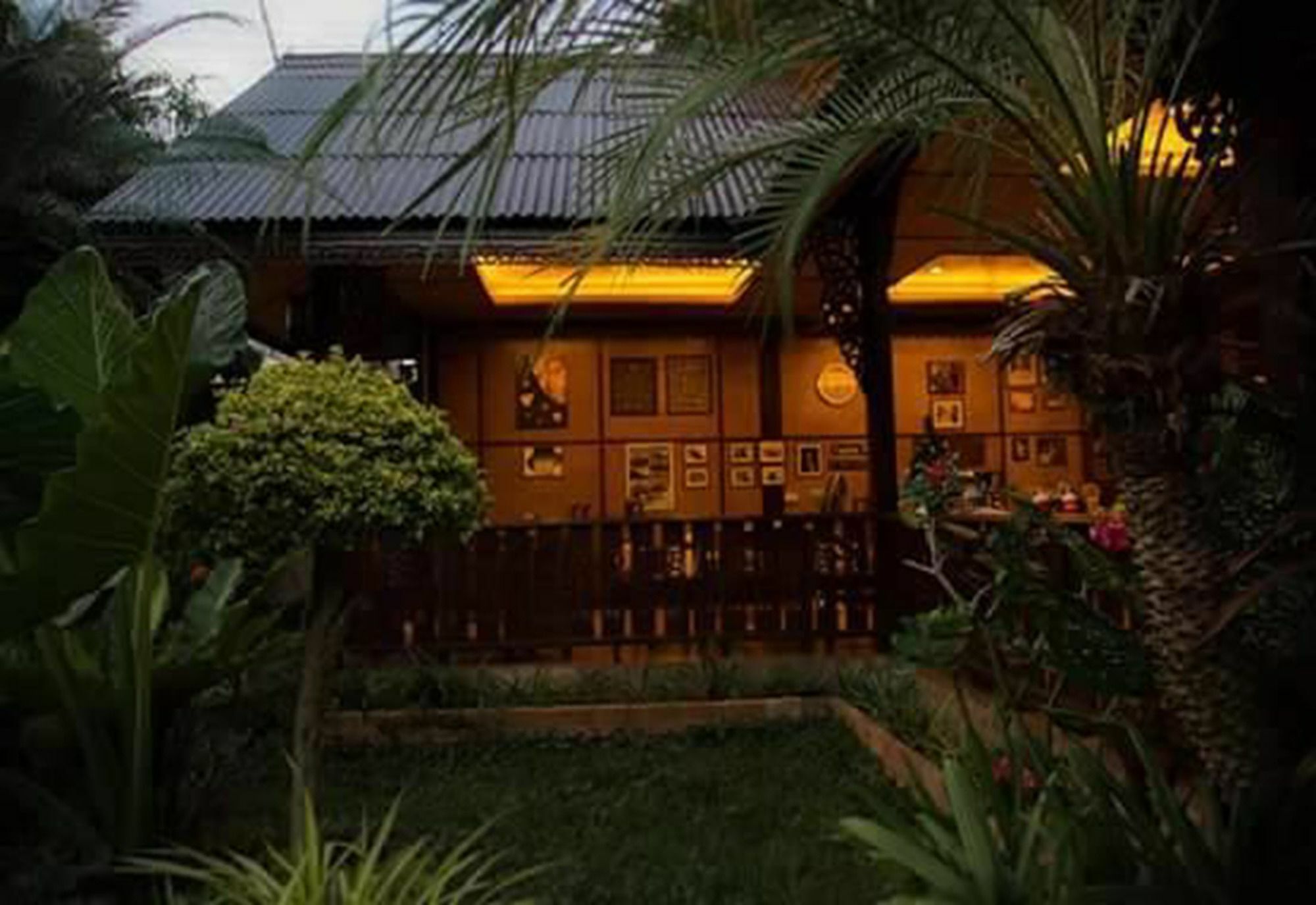 Little Home Guest House เชียงใหม่ ภายนอก รูปภาพ